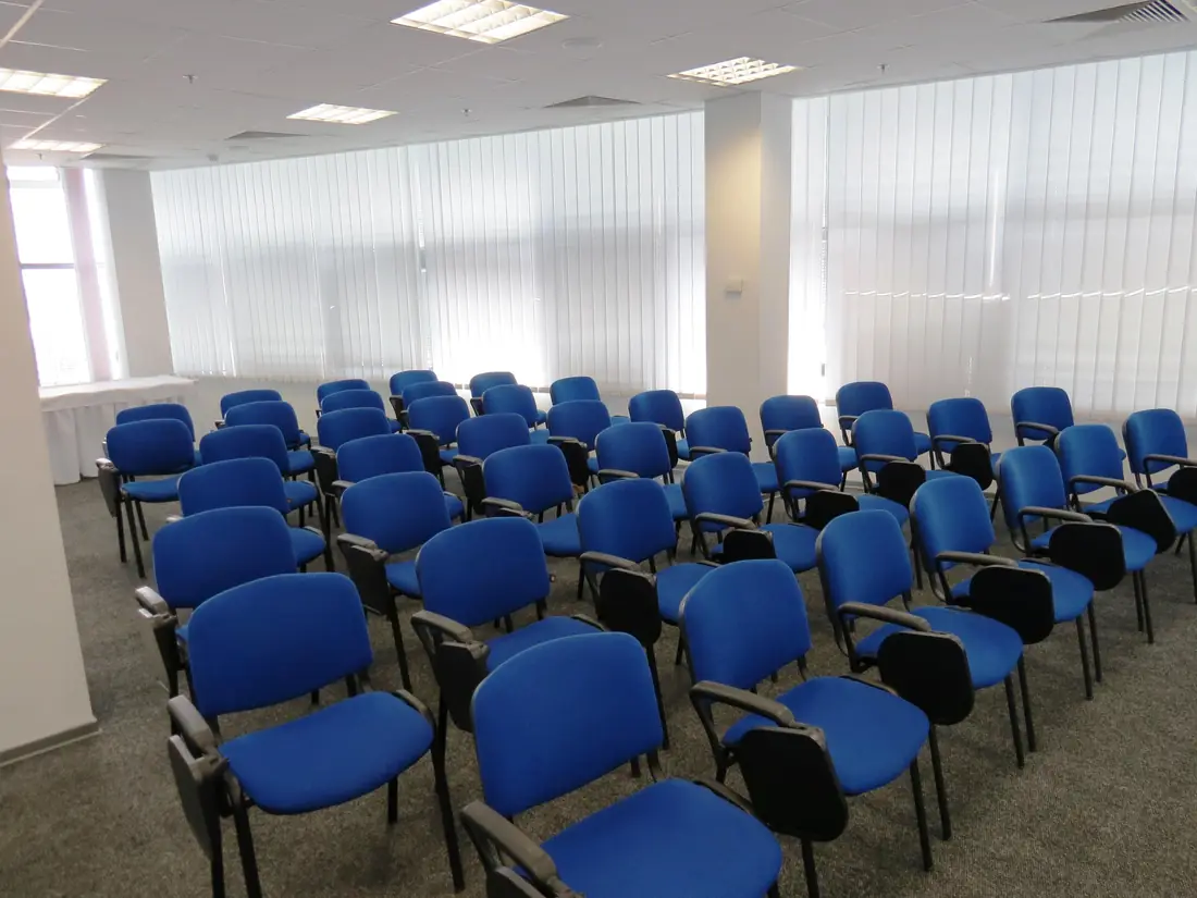 Sala de conferințe, altă vedere