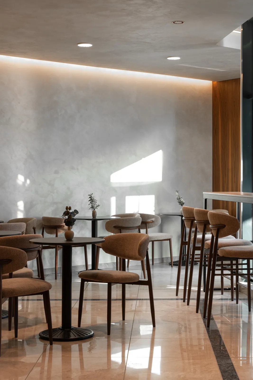 Locuri la fereastră la coffee point